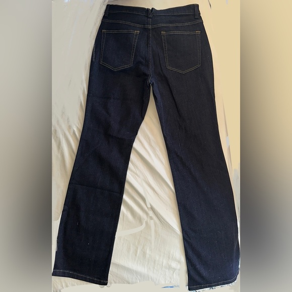 NWT Duluth Trading Co. women’s jeans, 10 x 31
Color DPI
Retail $69.50 - Picture 1 of 7